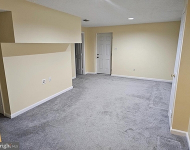 10800 Sugar Maple Terrace - Photo Thumbnail 32