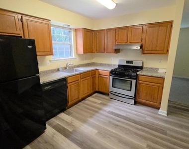 10800 Sugar Maple Terrace - Photo Thumbnail 36