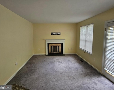 10800 Sugar Maple Terrace - Photo Thumbnail 8
