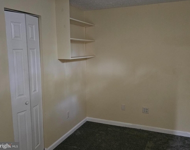 10800 Sugar Maple Terrace - Photo Thumbnail 36