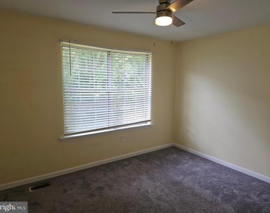 10800 Sugar Maple Terrace - Photo Thumbnail 25