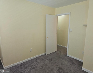 10800 Sugar Maple Terrace - Photo Thumbnail 21
