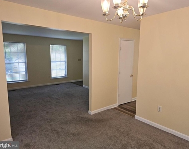 10800 Sugar Maple Terrace - Photo Thumbnail 6