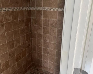 2263 Prince Of Wales Court - Photo Thumbnail 13