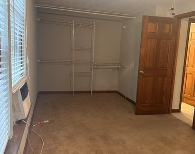 7334 Shellburne Drive - Photo Thumbnail 8
