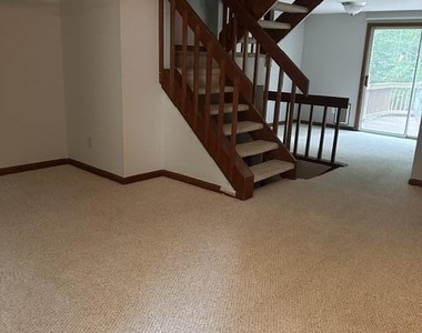 7334 Shellburne Drive - Photo Thumbnail 4