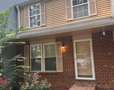 7334 Shellburne Drive - Photo Thumbnail 16