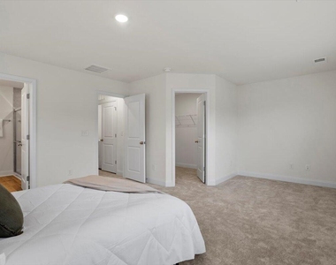 74 Amaryllis Lane - Photo Thumbnail 28