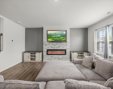 40 Branch Wood Drive - Photo Thumbnail 13