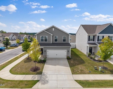 40 Branch Wood Drive - Photo Thumbnail 3