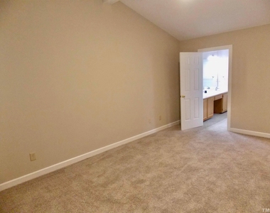 54 Preakness Drive - Photo Thumbnail 13