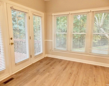 54 Preakness Drive - Photo Thumbnail 6