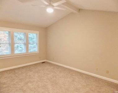 54 Preakness Drive - Photo Thumbnail 12
