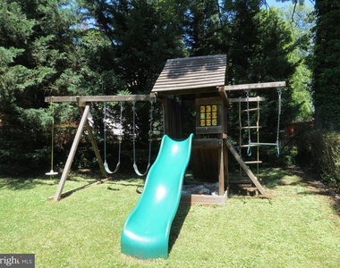9603 Evergreen Street - Photo Thumbnail 25