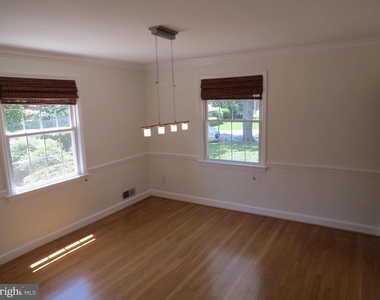9603 Evergreen Street - Photo Thumbnail 14