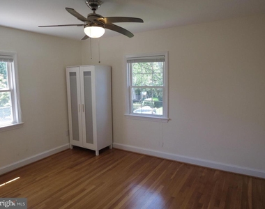 9603 Evergreen Street - Photo Thumbnail 13