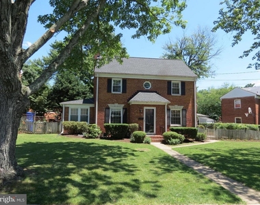 9603 Evergreen Street - Photo Thumbnail 1