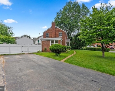 2200 Windham Lane - Photo Thumbnail 35