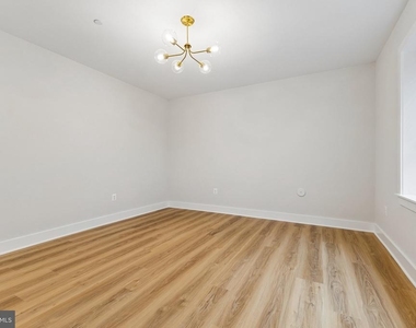 6101 Berkshire Drive - Photo Thumbnail 15