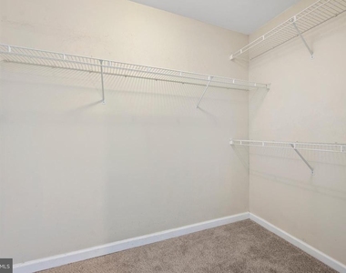 4663 Weston Place - Photo Thumbnail 15