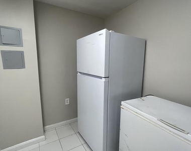 9503 Duffer Way - Photo Thumbnail 30