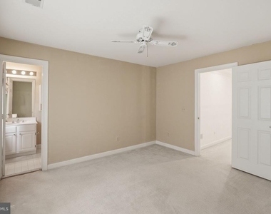 10417 Snow Point Drive - Photo Thumbnail 30