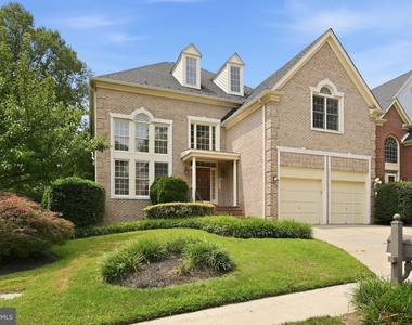 10417 Snow Point Drive - Photo Thumbnail 1