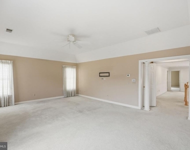 10417 Snow Point Drive - Photo Thumbnail 29