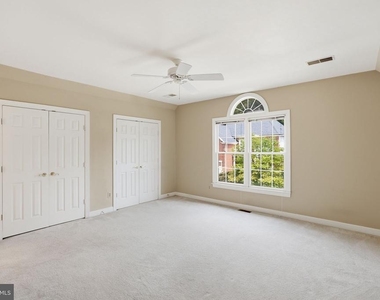 10417 Snow Point Drive - Photo Thumbnail 23