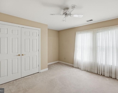 10417 Snow Point Drive - Photo Thumbnail 16