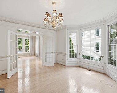 10417 Snow Point Drive - Photo Thumbnail 6