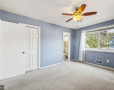 6201 Lone Oak Drive - Photo Thumbnail 22