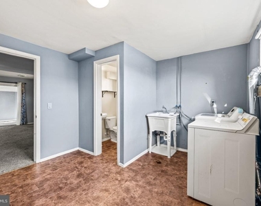 6201 Lone Oak Drive - Photo Thumbnail 12