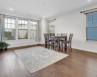 1202 Commack Drive - Photo Thumbnail 8