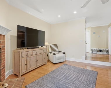 7514 Wellesley Park S - Photo Thumbnail 15