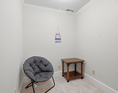 7514 Wellesley Park S - Photo Thumbnail 28