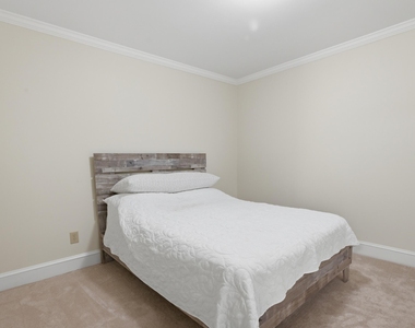 7514 Wellesley Park S - Photo Thumbnail 25