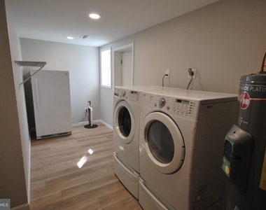 8034 Andiron Lane - Photo Thumbnail 12