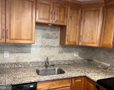 8034 Andiron Lane - Photo Thumbnail 2
