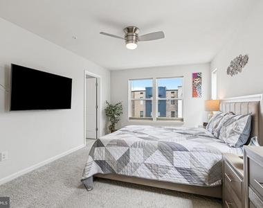 423 Carroll Walk Avenue - Photo Thumbnail 28