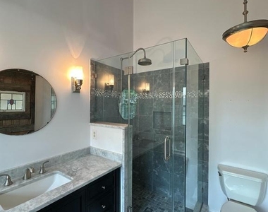 917 Halleck Drive - Photo Thumbnail 8