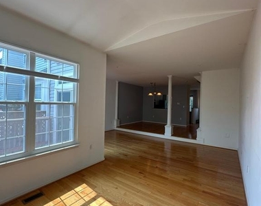 917 Halleck Drive - Photo Thumbnail 37