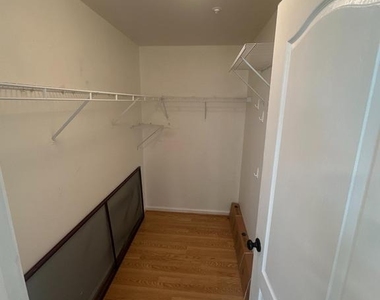 917 Halleck Drive - Photo Thumbnail 45