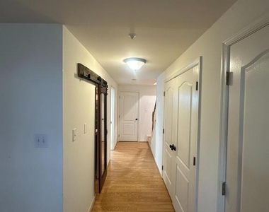 917 Halleck Drive - Photo Thumbnail 42