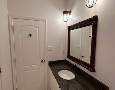 917 Halleck Drive - Photo Thumbnail 11