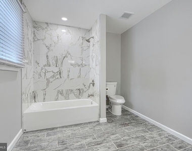 4722 Raspe Avenue - Photo Thumbnail 16