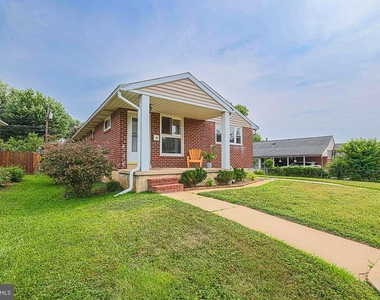 16 Hathaway Road - Photo Thumbnail 21