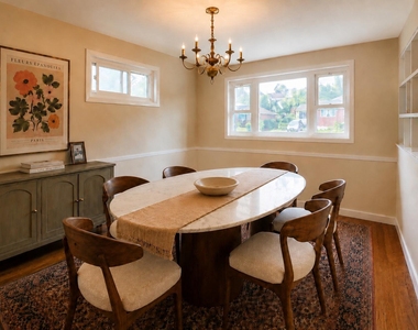 16 Hathaway Road - Photo Thumbnail 4
