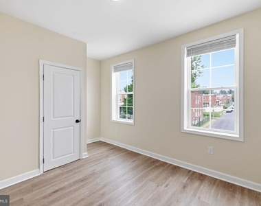 245 N Monastery Avenue - Photo Thumbnail 22