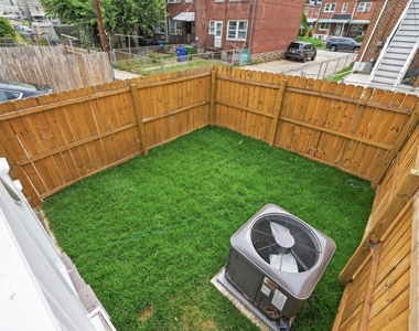 245 N Monastery Avenue - Photo Thumbnail 36